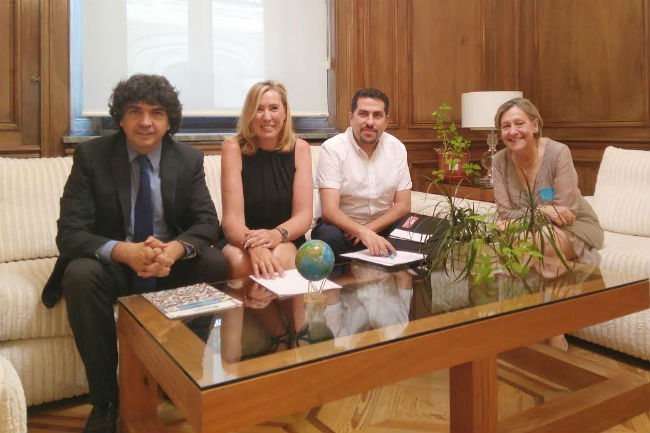 Un moment de la trobada d'ahir amb Mario Garcés trobada asem mario garcés necessitats malalties neuromusculars