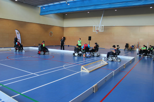 El torneig es va celebrar a les instal·lacions de l'Institut Guttmann èxit torneig 3x3 hoquei cadira rodes johan cruyff