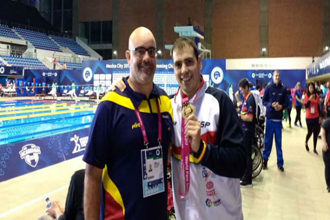 Els medallistes de Mèxic reprenen la competició de la Lliga Catalana de natació lliga catalana natació reprèn competició