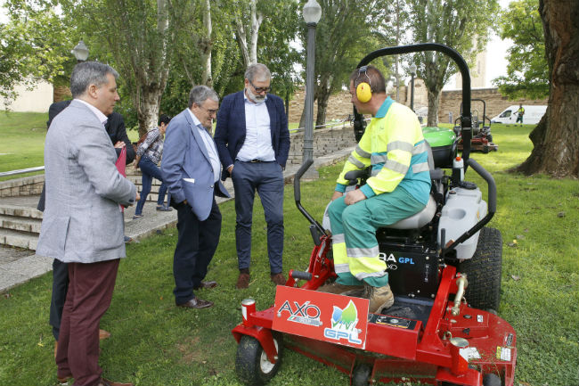 alcalde lleida visita jardiners discapacitat seu vella