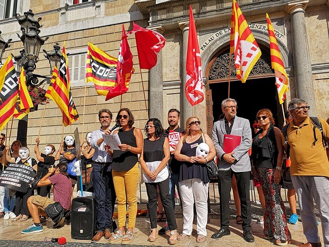 manifestació-gent-gran-prioritat-país