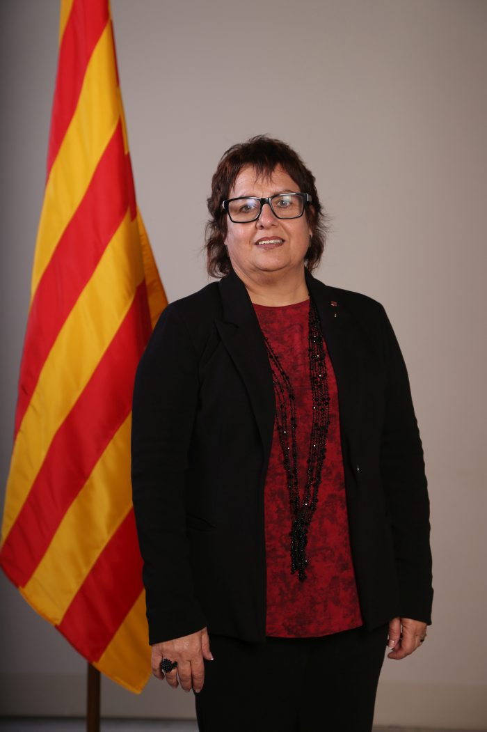 La consellera Dolors Bassa prioritza l’atenció a persones amb dependència