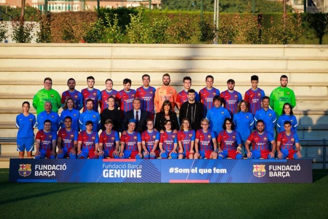 presentació equip futbol fundacio barça genuine