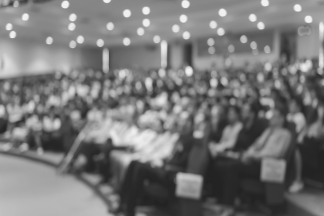 foto-blanco-negro-desenfocada-congreso-1024x576