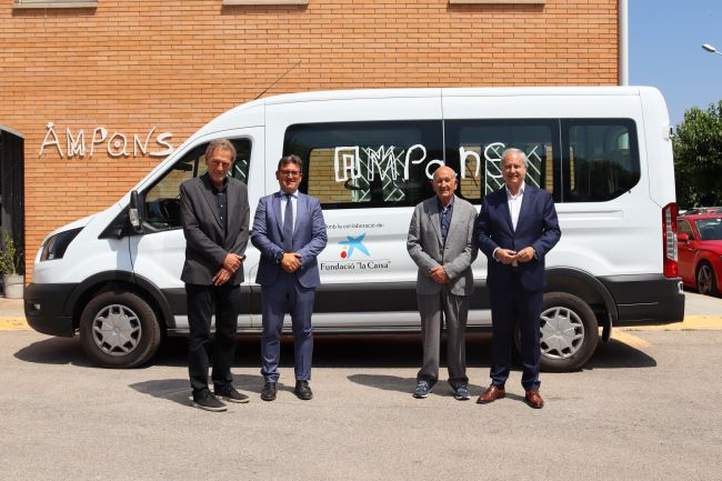 furgoneta transport adaptat ampans