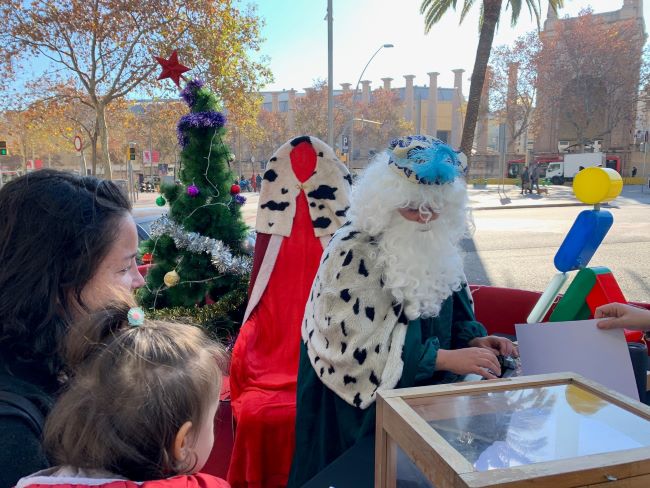 el patge reial amb una mare i la seva filla
