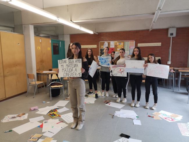 Activitat del projecte "Cuida les teves emocions per cuidar la teva salut mental" impulsat per la Fundació Pinnae