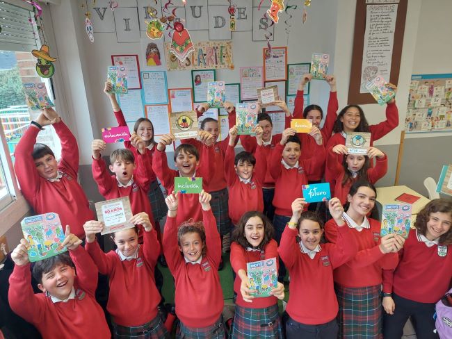 alumnes participant al diccionari 'ilusionari'
