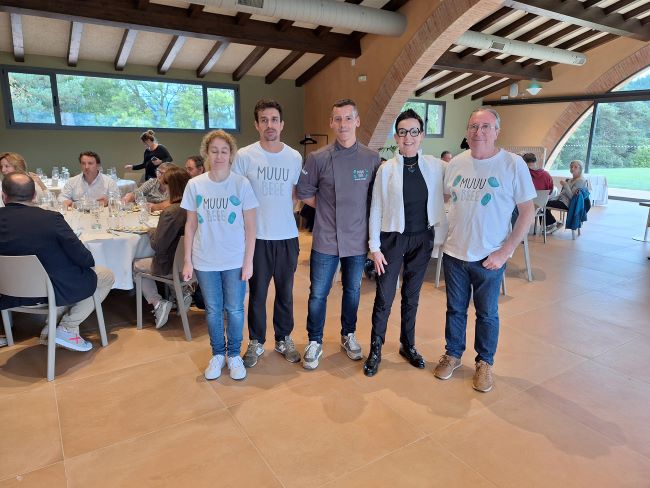 Carme Ruscalleda apadrina el nou formatge de la Formatgeria MUUU BEEE, "El Torb"