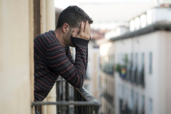 Els homes suposen el 76% dels morts per suïcidi a la Unió Europea