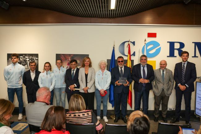 El Comitè Paralímpic Espanyol rep el premi cermi.es 2024 per la seva actuació als Jocs Paralímpics de París
