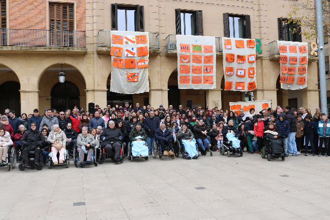 Mollerussa reclama més inclusió i igualtat per a les persones amb discapacitat en un acte commemoratiu