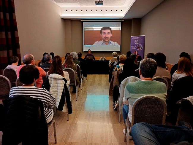Més de 60 persones participen en una jornada presencial i online amb especialistes en epilèpsia i neurociències