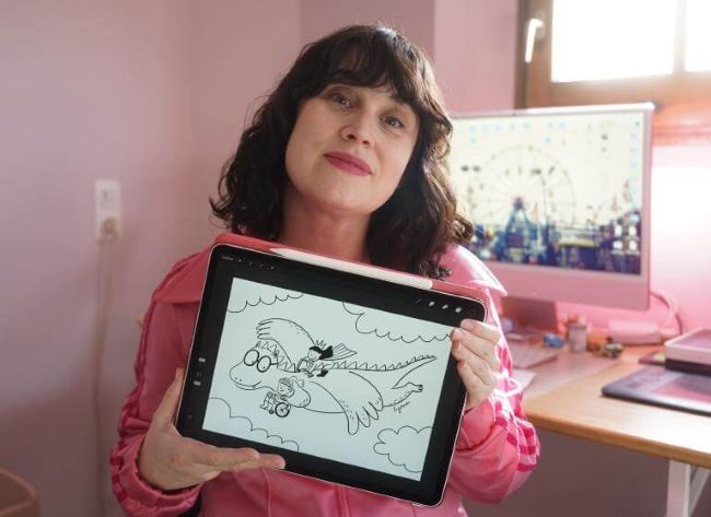 ECOM anima a pintar amb la mà no dominant per promoure la diversitat aquest Sant Jordi