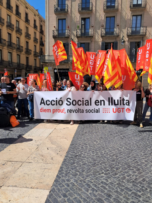 Treballadors del Sector Social clamen contra la precarietat en una protesta a Barcelona