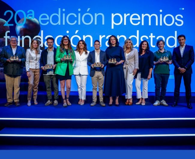 Els Premis Fundació Randstad guardonen l’app Dinder Club per facilitar la inclusió social digital de persones amb discapacitat intel·lectual