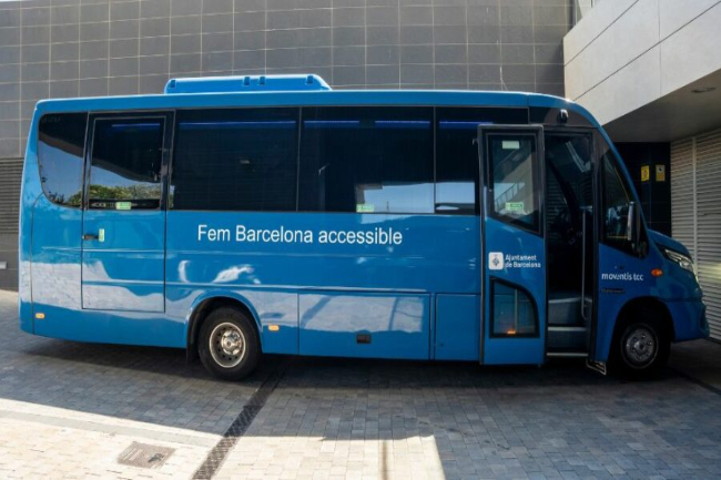 Barcelona renova la totalitat de la flota del Servei de Transport Especial amb 33 nous busos accessibles