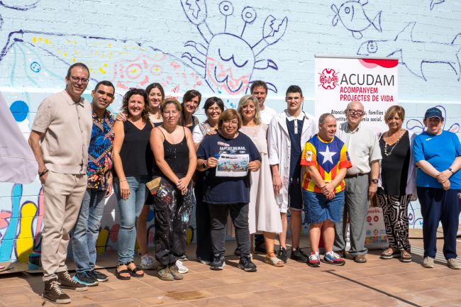 El Vermut popular de l'ACUDAM reuneix més de 200 persones per celebrar els seus 50 anys de trajectòria