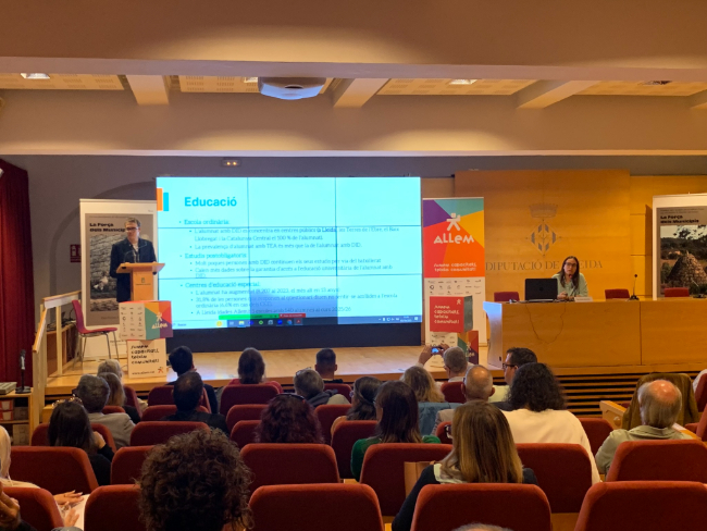 El col·lectiu de la discapacitat intel·lectual de Lleida denuncia desigualtats i reclama polítiques per garantir els drets de les persones