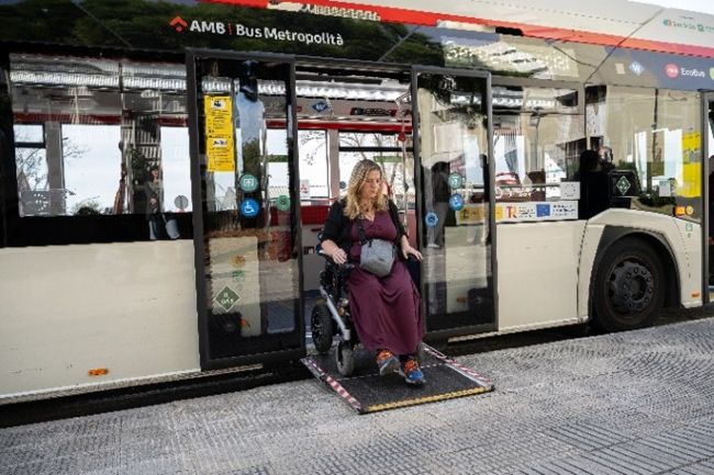 Les Nacions Unides ratifiquen la millora de l'accessibilitat global en autobusos gràcies a l'aliança liderada per TMB i la COCEMFE
