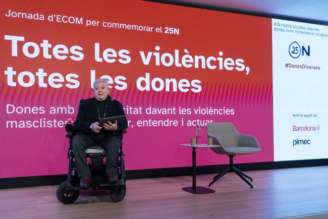 ECOM exigeix incloure la realitat de les dones i nenes amb discapacitat en totes les polítiques contra les violències masclistes