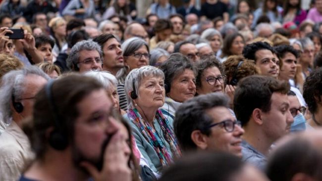 Barcelona reivindica els drets sexuals i reproductius de les dones amb discapacitat en el marc del 8M