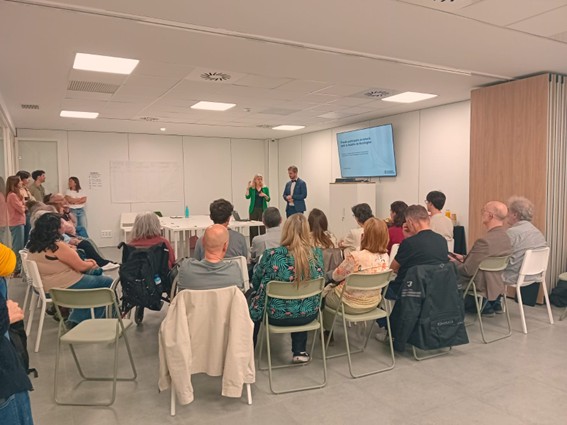 Salut incorpora la veu de la ciutadania per millorar l'atenció a la malaltia de Huntington