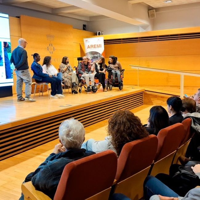 L'Ajuntament de Lleida retrà homenatge a AREMI pel seu mig segle de compromís social