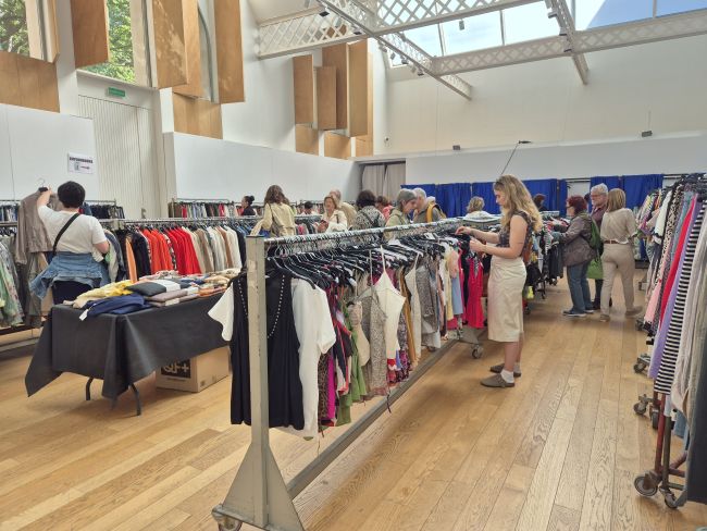 L'Outlet solidari de CIPO es consolida a Sabadell amb una recaptació de 26.000 euros