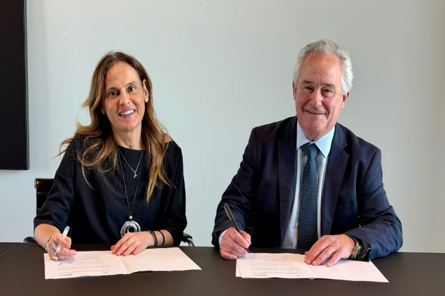 El BBVA i la Fundació Adecco s'alien per impulsar la inserció laboral de persones amb discapacitat intel·lectual mitjançant pràctiques reals