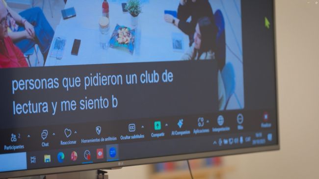 El Districte de Gràcia demana per unanimitat que l'Ajuntament de Barcelona subtituli tots els seus actes en directe