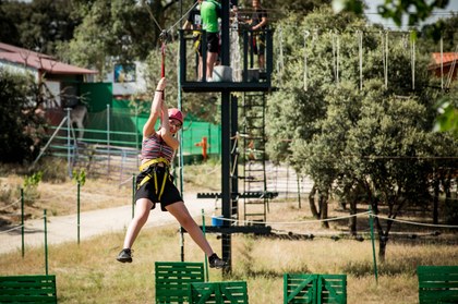 L'ONCE organitza un campament inclusiu a Caldes d'Estrac per a 50 joves amb i sense discapacitat visual