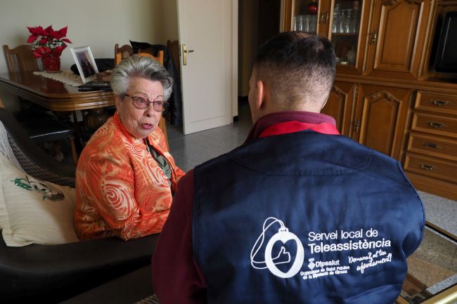 El Servei de Teleassistència de Dipsalut detecta 43 nous casos de maltractament a persones grans en l'últim any
