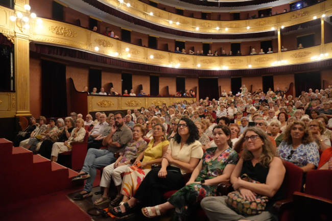 Girona reivindica l'envelliment actiu i la inclusió social de la gent gran en la celebració Diada de la Gent Gran