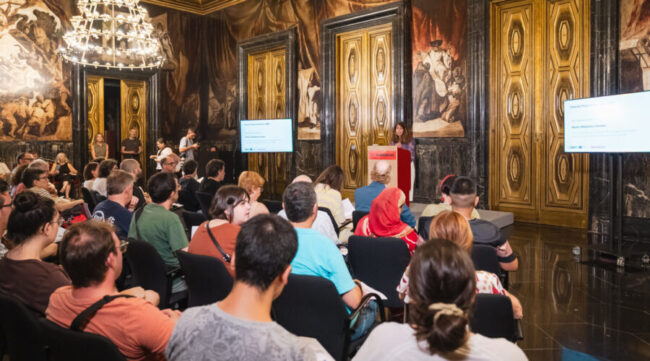 El projecte europeu iDEM crea a Barcelona una app inclusiva que simplifica textos complexos per afavorir la participació ciutadana