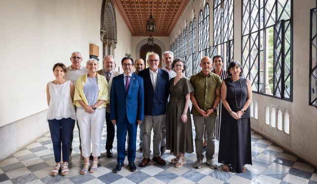 La UB i Pere Claver Grup creen la primera càtedra per millorar l'atenció comunitària en salut mental