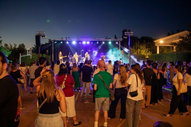 L'accessibilitat i l'art inclusiu consoliden el Festival Sardines & Marinada a Tàrrega amb 800 assistents