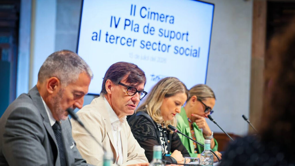 El Govern farà extensiva l’equiparació salarial als serveis socials externalitzats