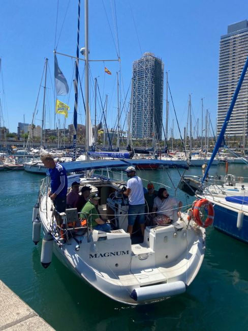 Èxit de la trobada "Veles al Mar" amb la participació de set clubs socials de salut mental
