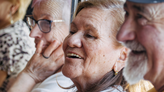 Més de 190.000 persones grans participen en tallers per promoure la salut i prevenir la fragilitat a Catalunya