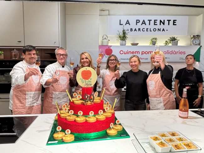 "Una Poma per la Vida" arriba als 20 anys per recaptar fons i millorar la qualitat de vida de 12.000 persones amb esclerosi múltiple