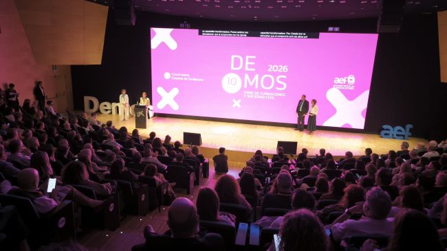 La primera jornada del Fòrum Demos a Barcelona destaca la feina de les fundacions en l'atenció social