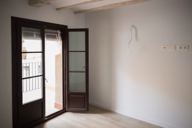 Barcelona obre dues convocatòries de subvencions per rehabilitar habitatges i millorar l’accessibilitat dels edificis
